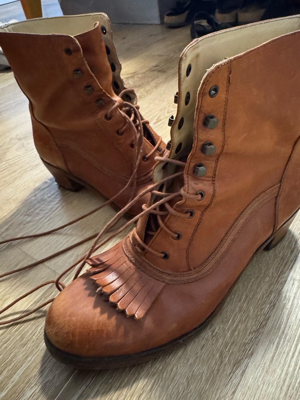 Wolverine & Samantha Plat collab Lace-Up Fringe Ankle Boots in Brown Leather